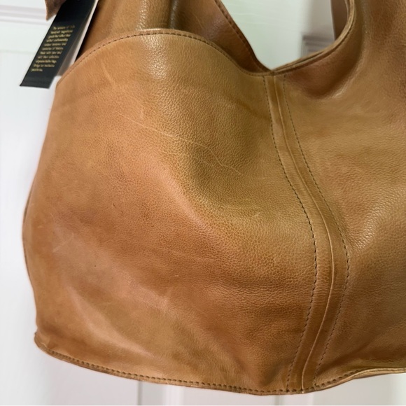 Genuine Leather Hobo Bag | One Size | Tan | NWT 👜 - Picture 5 of 15